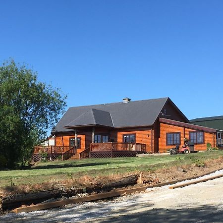 Log House Hideaway Villa Johnswell Bagian luar foto